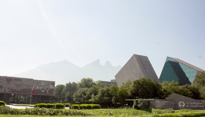 Tecnológico de Monterrey (ITESM)