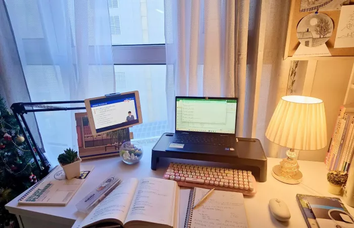 Chithma's part-time work translating a Korean textbook at Seojeong University